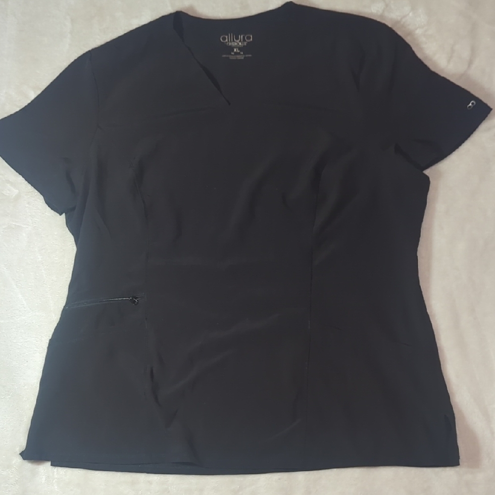 Cherokee Women's Black V-Neck Short Sleeve Tee